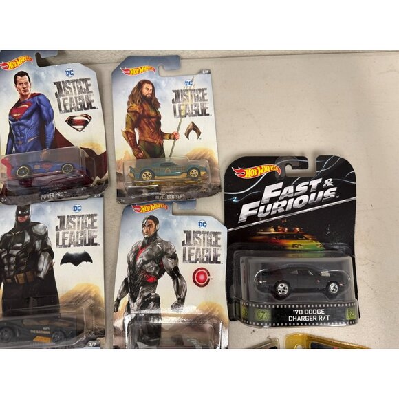 Lot of 15 Captain America + Justice League Hot Wheels Complete Set 15 Cars - Picture 5 of 9